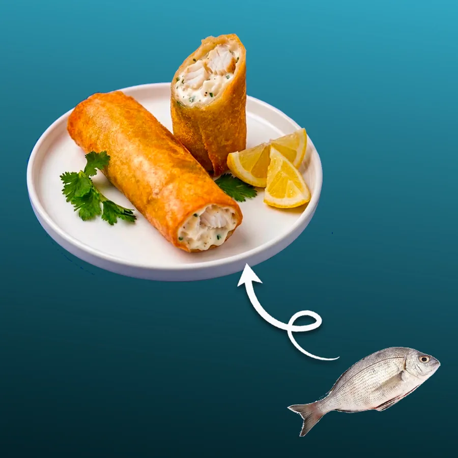 ブーレク（海老または白身魚） — 同じブーレクの魚バージョン。パリッとした皮に白身魚を詰めています。 · Sphère Restaurant by Léa, Kouba, Alger