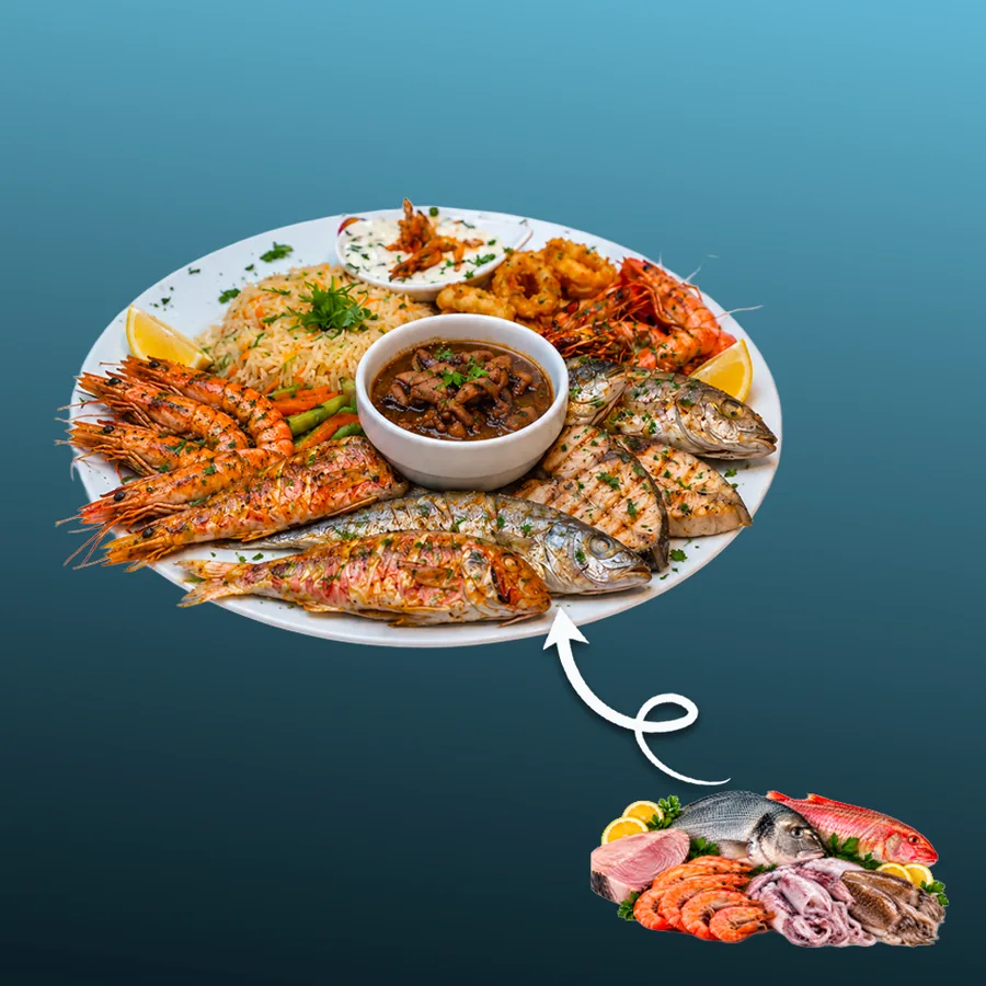グラン・ロワイヤル・プラッター — 魚 2尾（総重量 800 g）、ヒメジまたはメルルーサ 400 g、メカジキ 200 g、イカ 200 g、海老 250 g · Sphère Restaurant by Léa, Kouba, Alger