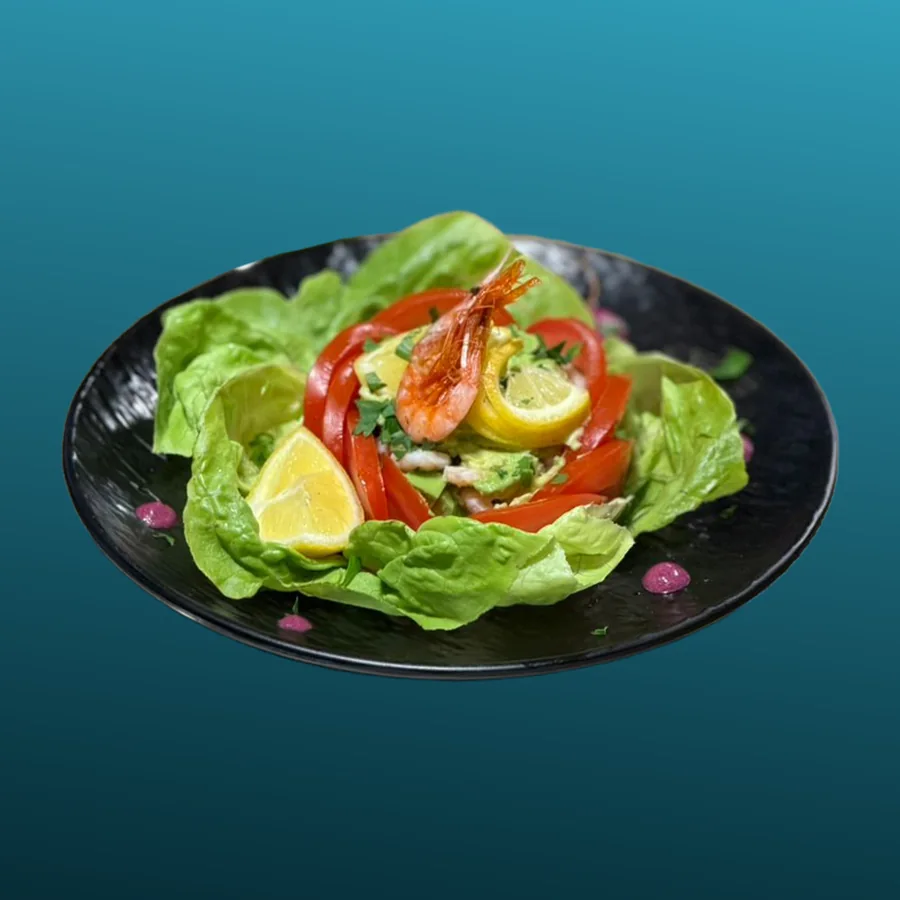 ミックスサラダ／シュレッタ／アルジェ風 — アルジェ風サラダ。みずみずしく彩りよく、小鉢で食事の始まりに。 · Sphère Restaurant by Léa, Kouba, Alger
